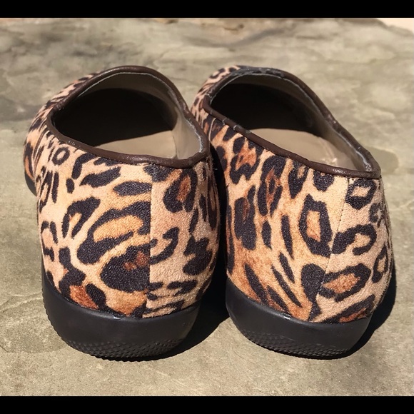 Laura Scott Leopard Print Flats size 5.5 super cute and super clean! - Picture 9 of 9